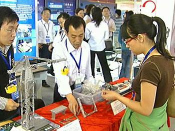 The&nbsp;2008&nbsp;Beijing&nbsp;International&nbsp;Education&nbsp;expo&nbsp;opens&nbsp;in&nbsp;the&nbsp;capital.(Photo:&nbsp;CCTV.com)