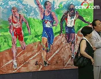 Titled "The Mind and the Body", the exhibition features hundreds of works by Greek artists, including paintings, sculptures, and installations.(Photo: CCTV.com)