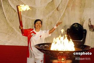 The Olympic Flame has made a spirited tour through Luoyang City in central China's most populous province of Henan.