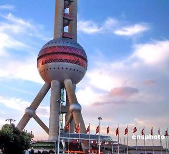 China's gross domestic product is expected to rise by 10.2 percent in the third quarter