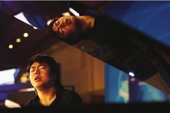 Chinese&nbsp;pianist&nbsp;Lang&nbsp;Lang&nbsp;[File&nbsp;Photo:&nbsp;Xinhua]