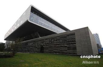 The new building has enough floor space to make the library the world's third largest in terms of area.